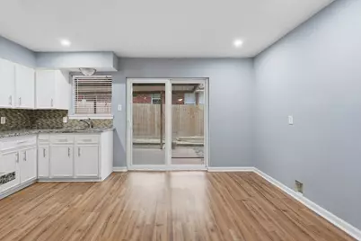 20 Moon Valley Court, Conroe, TX 77304 - Photo 16