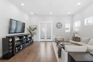 1116 W 15th 1/2 St, Houston, TX 77008 - Photo 10