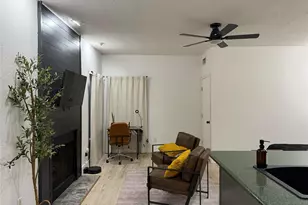 2011 Spenwick Dr, Houston, TX 77055 - Photo 6