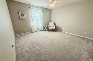 317 Marina Oaks Ct, Kemah, TX 77565 - Photo 16