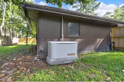 5618 Braxtonshire Court, Houston, TX 77069 - Photo 32