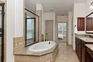 146 Hearthshire Cir, The Woodlands, TX 77354 - Photo 18