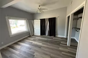 2025 Ave N 1/2, Galveston, TX 77550 - Photo 2