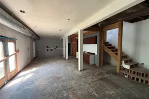 2025 Ave N 1/2, Galveston, TX 77550 - Photo 10