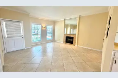 11710 Southlake Drive #16, Houston, TX 77077 - Photo 4