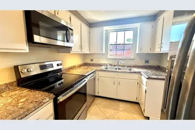 11710 Southlake Drive #16, Houston, TX 77077 - Photo 10