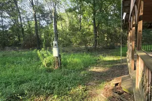 136 County Rd 2312, Dayton, TX 77535 - Photo 14