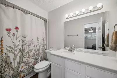 15726 Blackhawk Boulevard, Friendswood, TX 77546 - Photo 14
