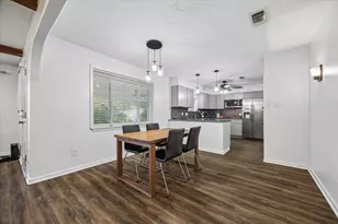 15726 Blackhawk Blvd, Friendswood, TX 77546 - Photo 10