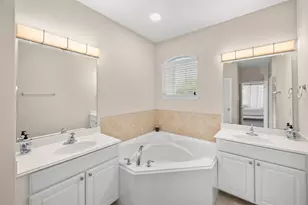 911 Fish Creek Dr, Katy, TX 77450 - Photo 16