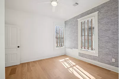 1910 Avenue M 1/2, Galveston, TX 77550 - Photo 16