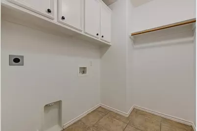 1016 Chateau Woods Parkway Drive, Conroe, TX 77385 - Photo 14