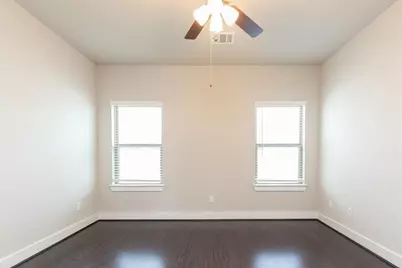 5836 E Post Oak Lane, Houston, TX 77055 - Photo 16