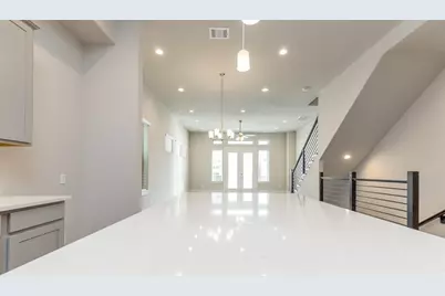 5836 E Post Oak Lane, Houston, TX 77055 - Photo 12