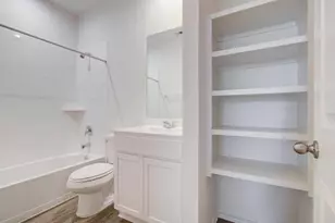 4230 Ramsbury Reach Ct, Fulshear, TX 77441 - Photo 6