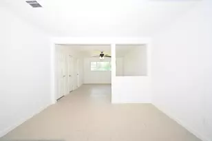 10930 W Bellfort Ave, Houston, TX 77099 - Photo 22