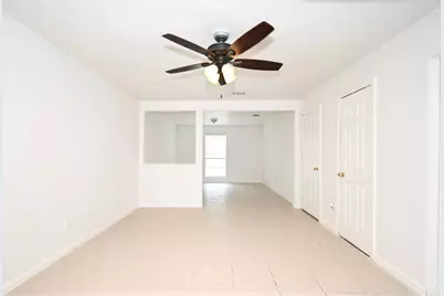 10930 W Bellfort Avenue, Houston, TX 77099 - Photo 16