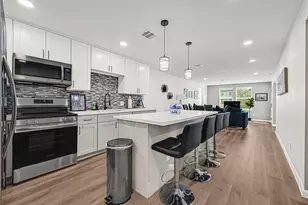 822 E 32nd St, Houston, TX 77022 - Photo 12
