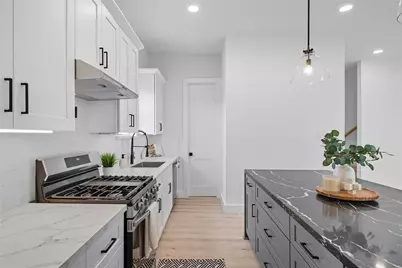 4749 Wilmington Street #C, Houston, TX 77033 - Photo 6