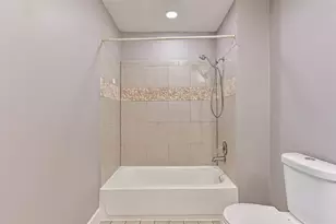 2914 Avenue K, Galveston, TX 77550 - Photo 22