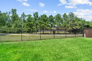 155 West Wading Pond Circle, Tomball, TX 77375 - Photo 42