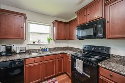 4815 Monarch Falls Lane, Richmond, TX 77469 - Photo 16