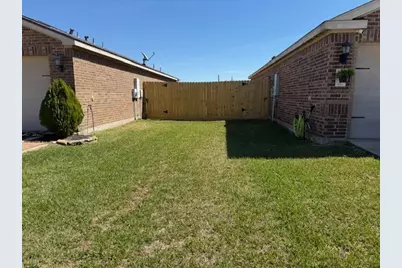 4815 Monarch Falls Lane, Richmond, TX 77469 - Photo 32
