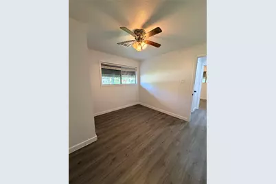 2426 Dupont Street, Pasadena, TX 77503 - Photo 10