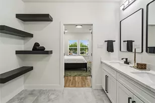 4661 Phlox St, Houston, TX 77051 - Photo 6