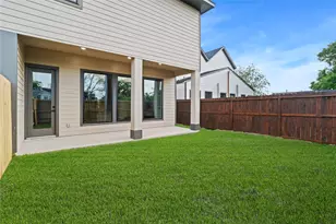 4661 Phlox St, Houston, TX 77051 - Photo 18