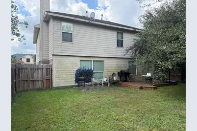 5439 Nautilus Lane, Baytown, TX 77521 - Photo 2