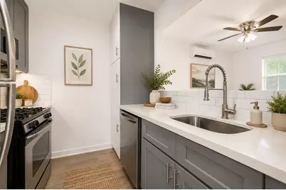 5718 Eskridge Street #11, Houston, TX 77023 - Photo 2
