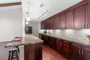 1100 Augusta Dr, Houston, TX 77057 - Photo 1
