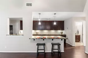 1100 Augusta Dr, Houston, TX 77057 - Photo 4