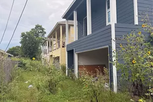 4619 Maggie St, Houston, TX 77051 - Photo 2