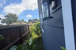 4619 Maggie St, Houston, TX 77051 - Photo 14