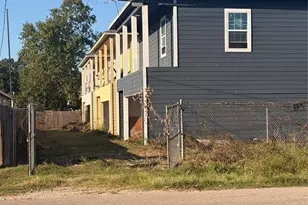 4619 Maggie St, Houston, TX 77051 - Photo 4