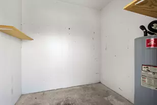 7820 Seawall Blvd, Galveston, TX 77551 - Photo 16