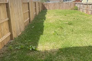 7805 Farnsworth St, Houston, TX 77022 - Photo 24