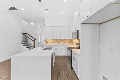 7805 Farnsworth Street #B, Houston, TX 77022 - Photo 10
