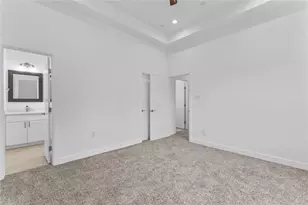 7805 Farnsworth St, Houston, TX 77022 - Photo 8