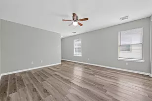 22851 Twisting Pine Dr, Spring, TX 77373 - Photo 8