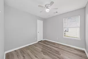 22851 Twisting Pine Dr, Spring, TX 77373 - Photo 18