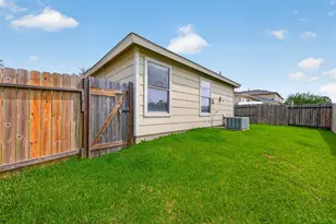 22851 Twisting Pine Dr, Spring, TX 77373 - Photo 30
