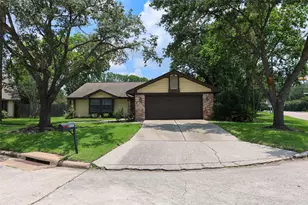 18502 Creekfield Ct, Spring, TX 77379 - Photo 4
