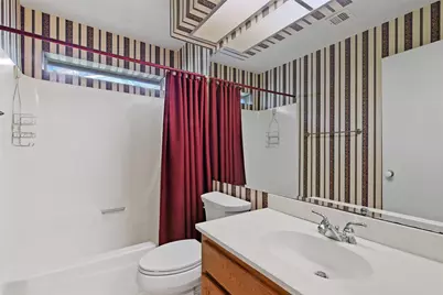 18502 Creekfield Court, Spring, TX 77379 - Photo 18