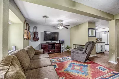 5814 Russell Lane, Baytown, TX 77521 - Photo 10