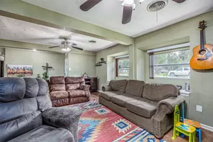 5814 Russell Ln, Baytown, TX 77521 - Photo 12