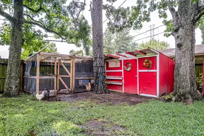5814 Russell Lane, Baytown, TX 77521 - Photo 30