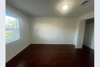 2302 35th Ave N, Texas City, TX 77590 - Photo 6